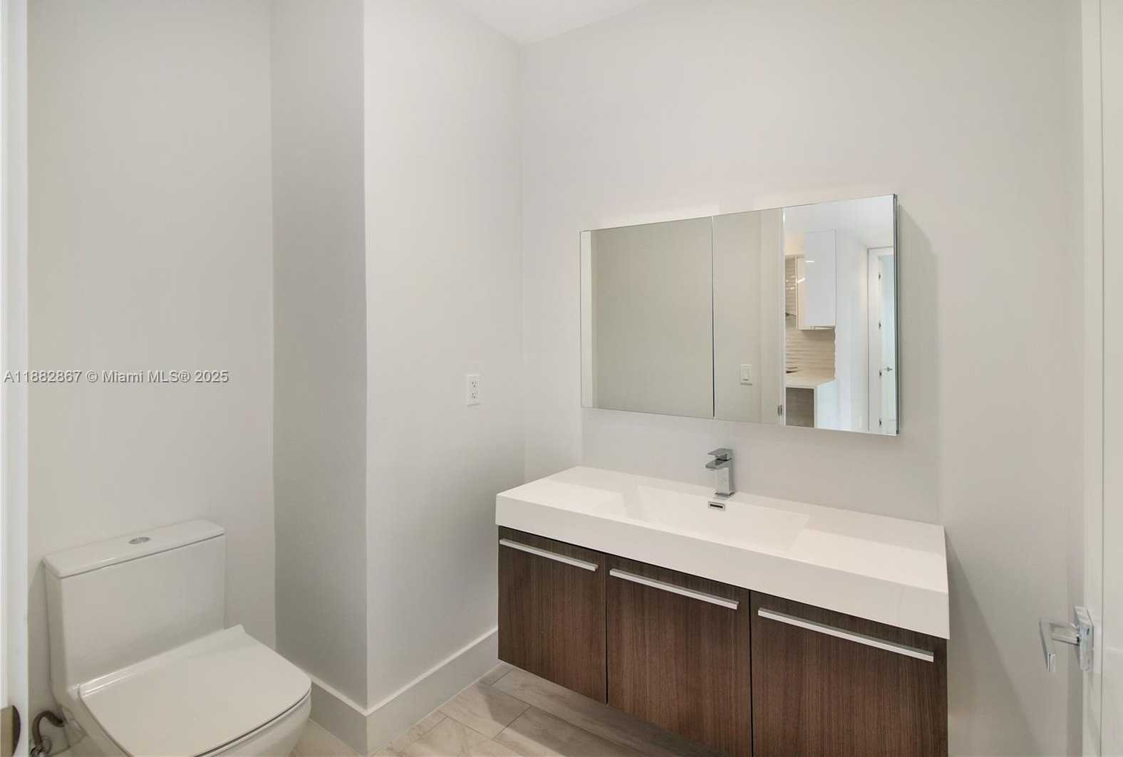 Small Image of North Miami Number 22