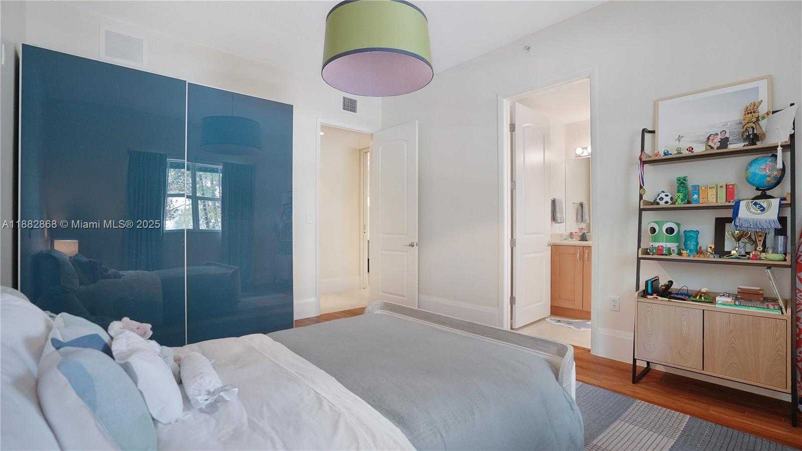 Small Image of 642 VALENCIA AVE #207, Coral Gables Number 14