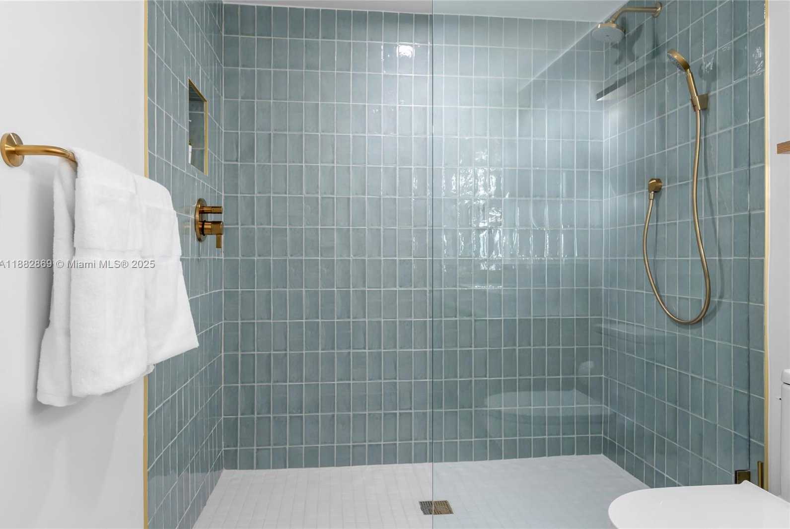 Small Image of 159 NE 6th St, Miami, FL 33132, USA Number 25
