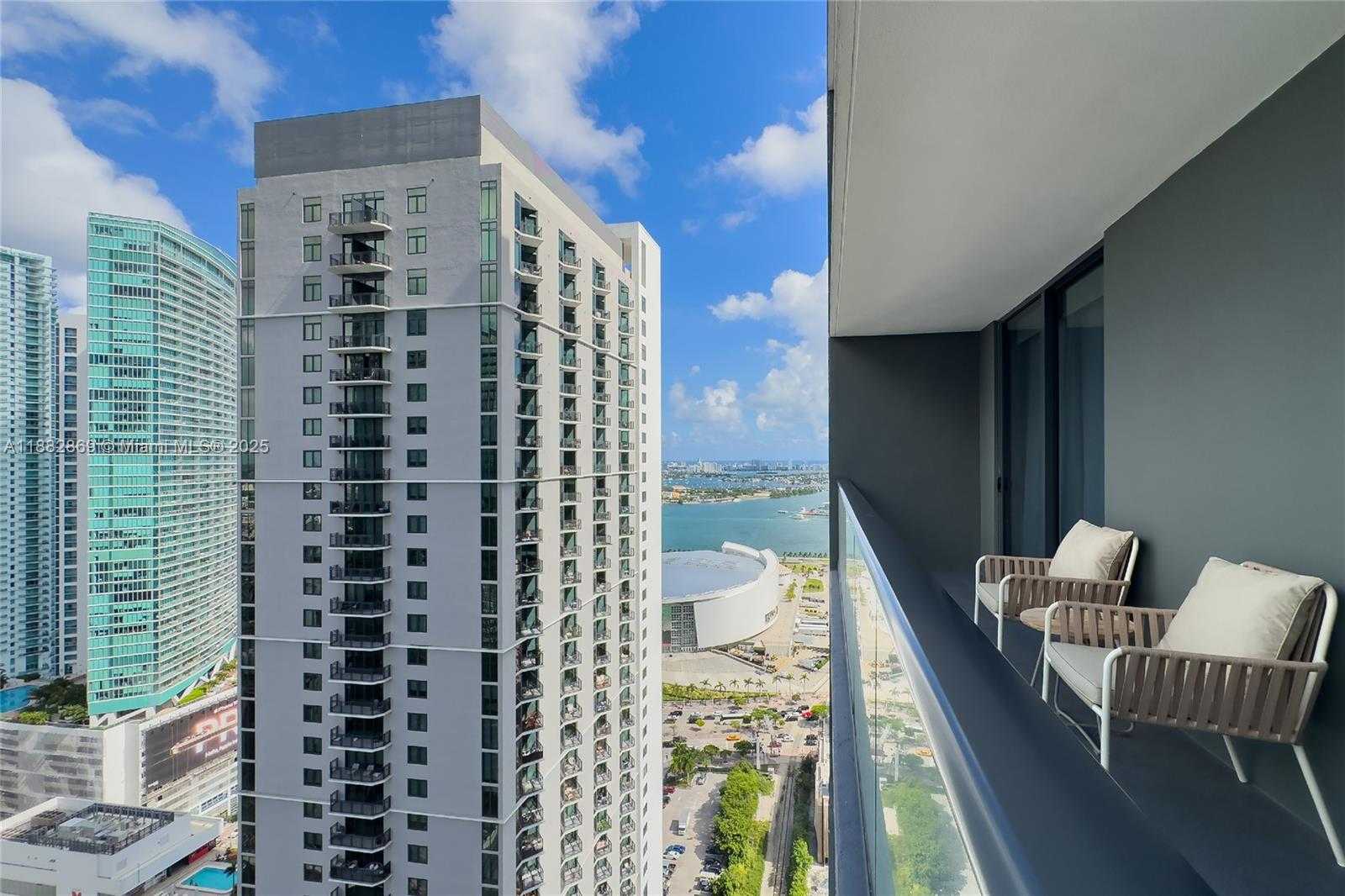 Small Image of 159 NE 6th St, Miami, FL 33132, USA Number 33