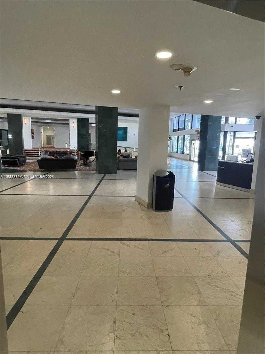 Small Image of 6345 COLLINS AVE #442, Miami Beach Number 39