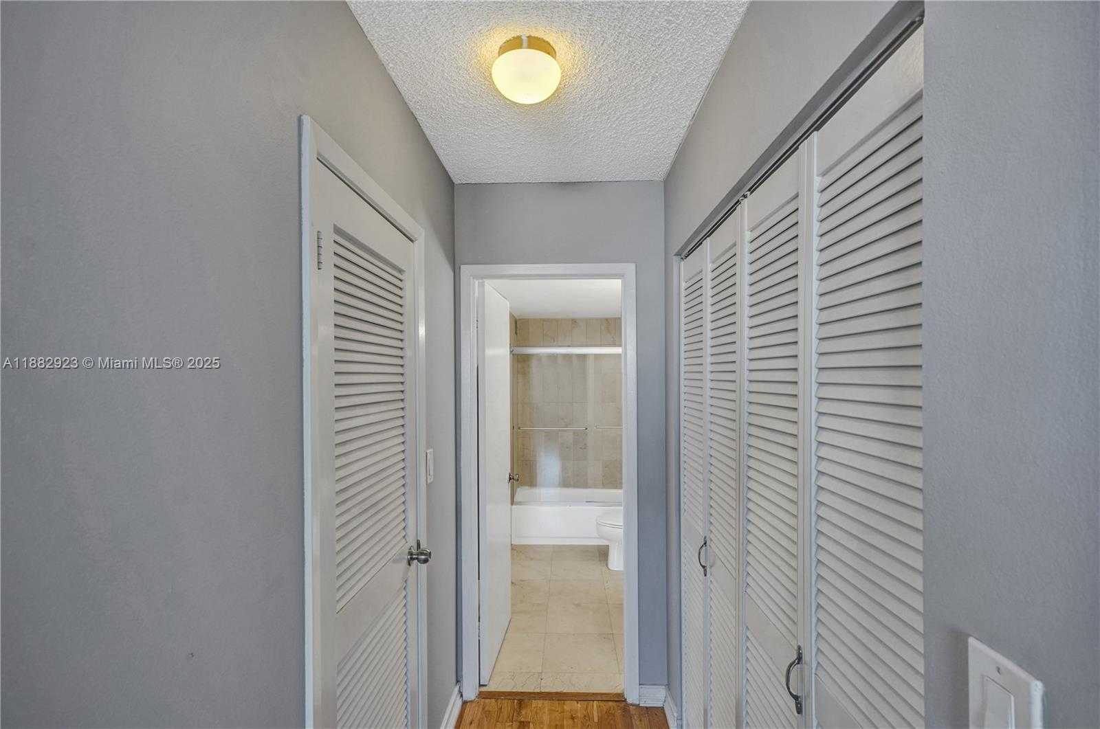 Small Image of 2500 PARKVIEW DR #808, Hallandale Beach Number 16