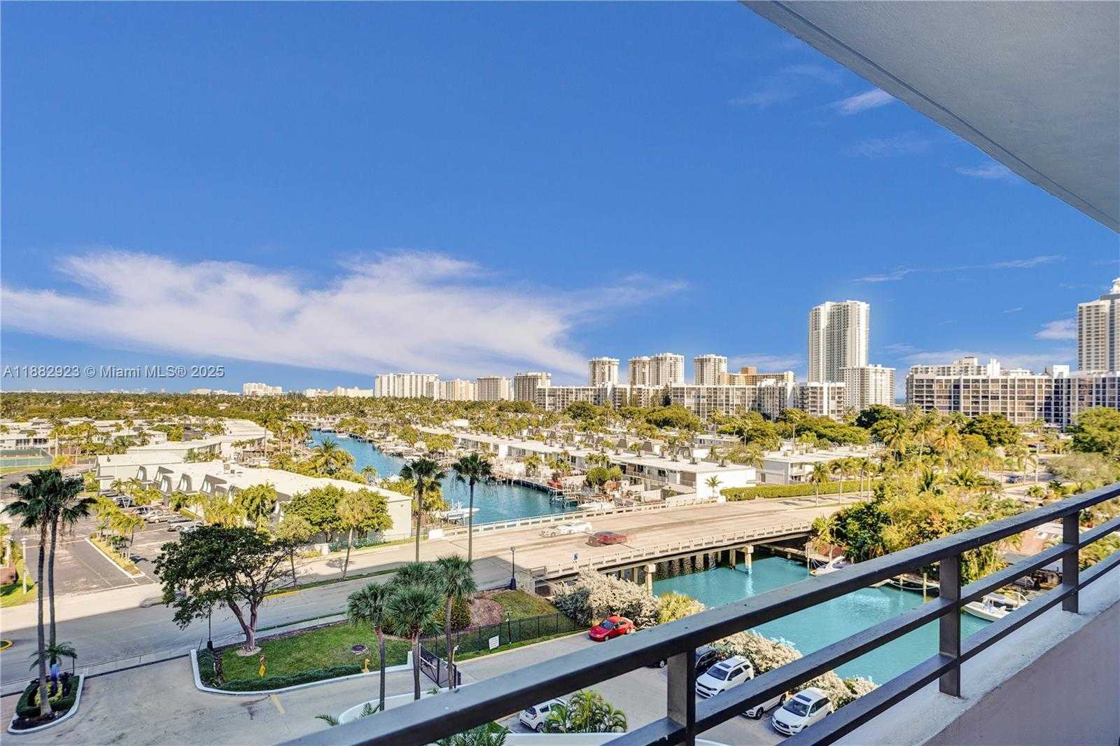 Small Image of 2500 PARKVIEW DR #808, Hallandale Beach Number 3