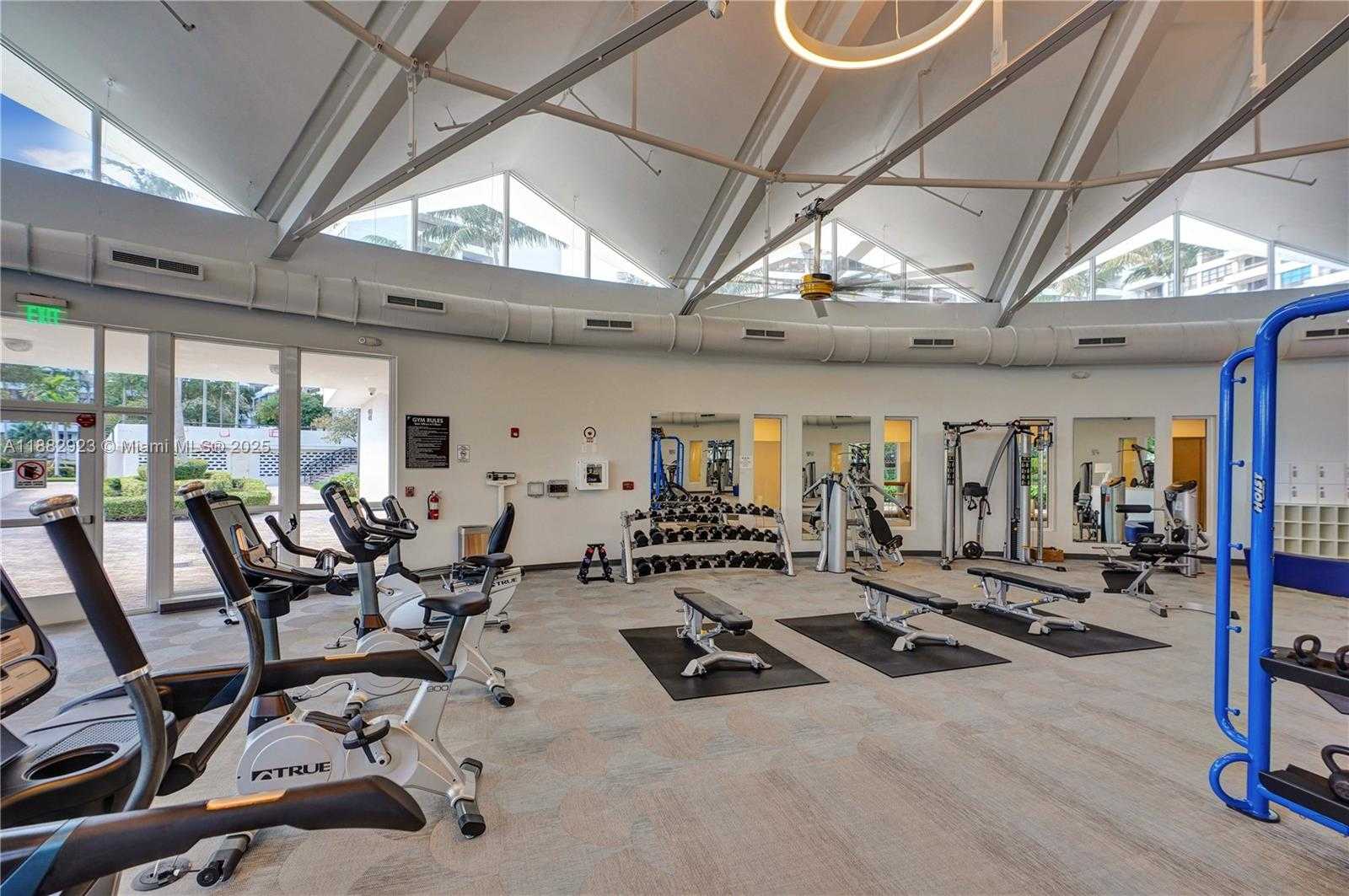 Small Image of 2500 PARKVIEW DR #808, Hallandale Beach Number 38
