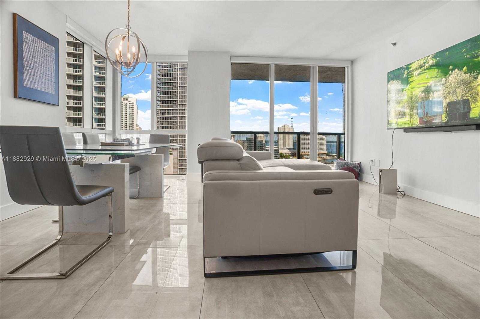 Small Image of 500 BRICKELL AVE #1701, Miami Number 19