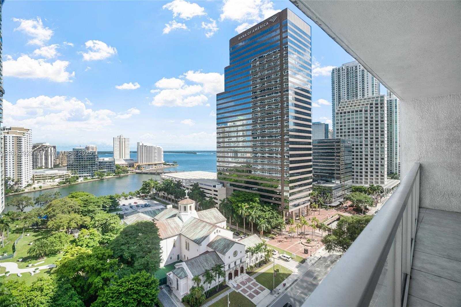 Small Image of 500 BRICKELL AVE #1701, Miami Number 26