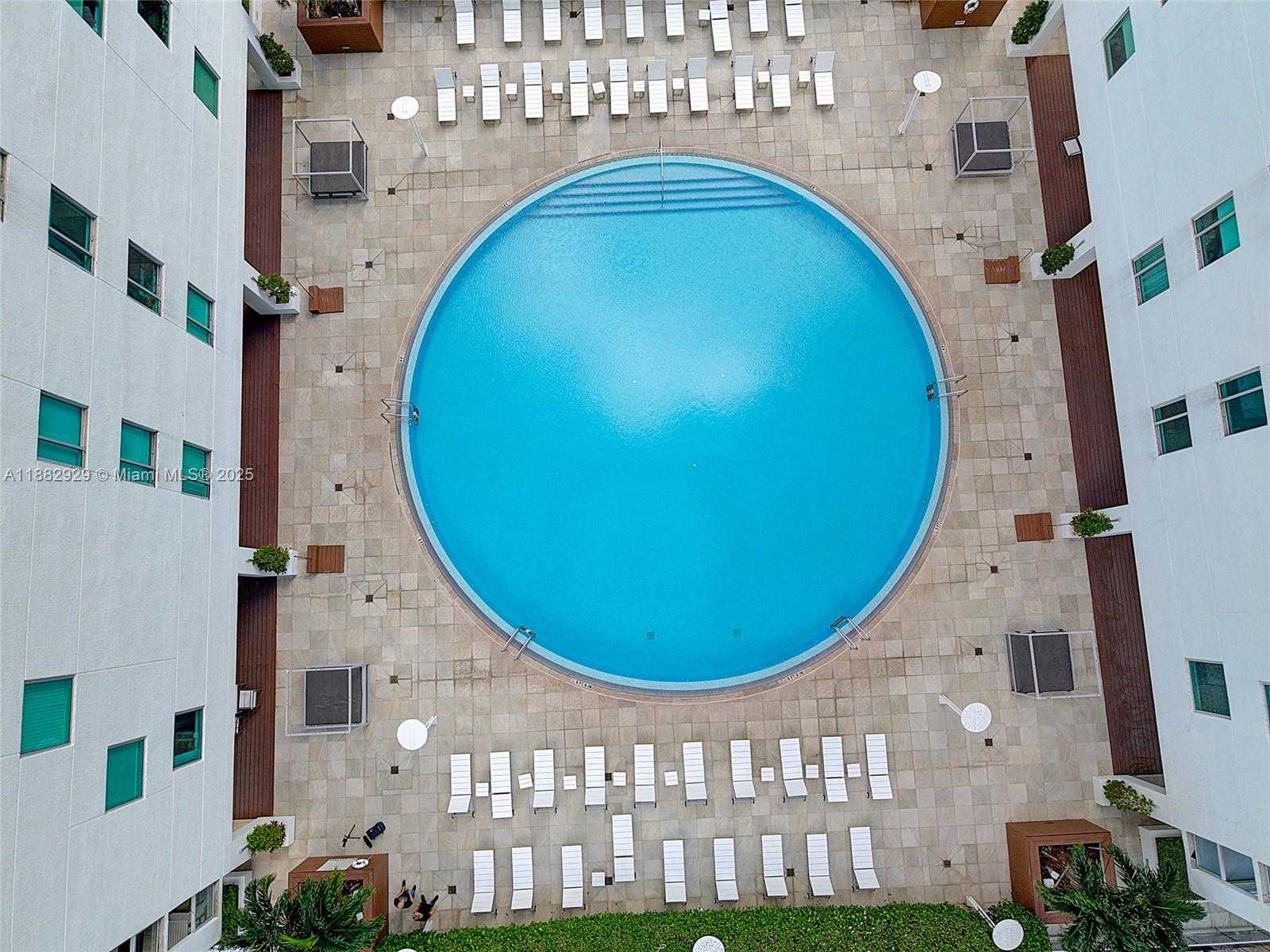 Small Image of 500 BRICKELL AVE #1701, Miami Number 28