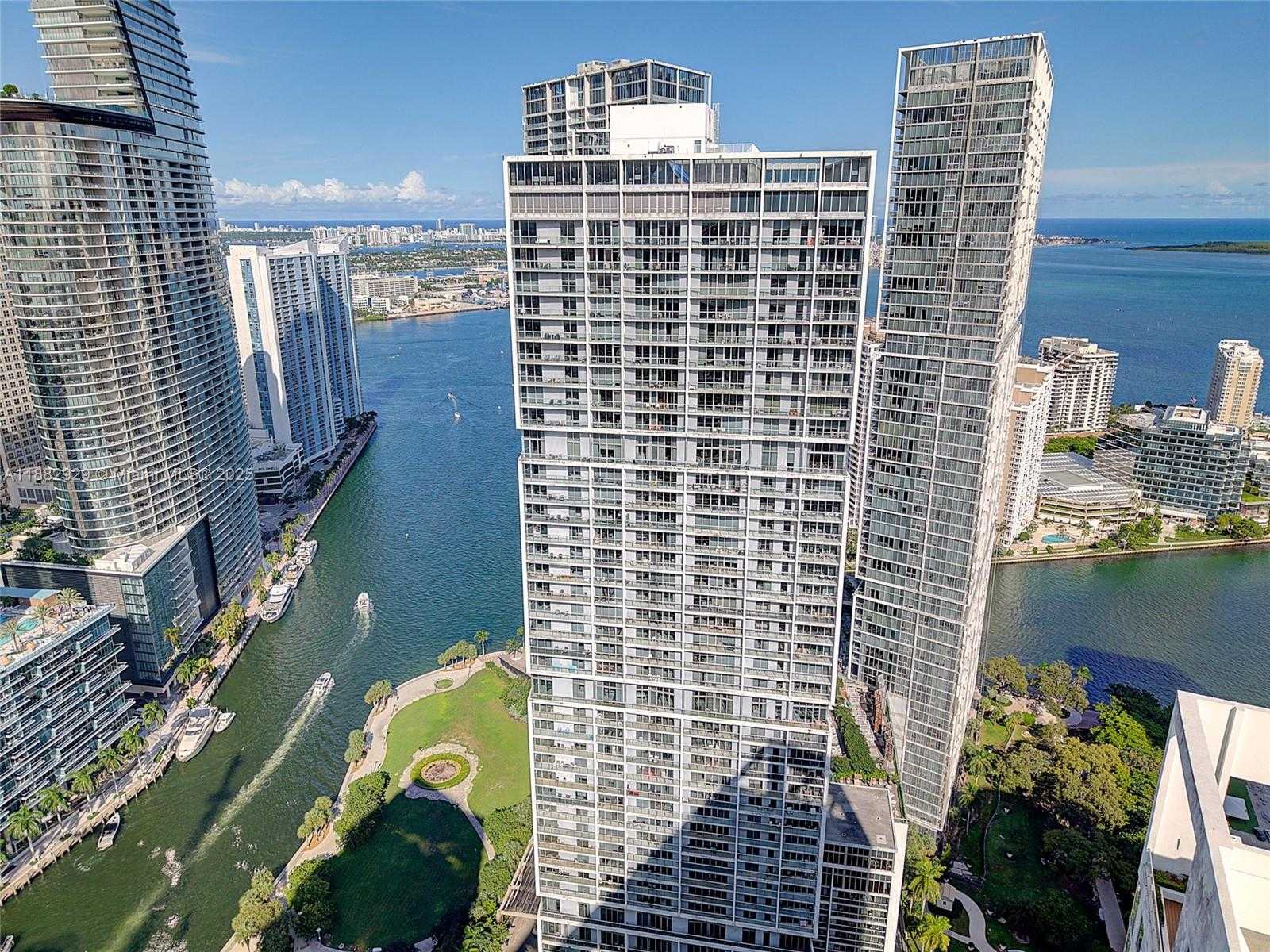 Small Image of 500 BRICKELL AVE #1701, Miami Number 32