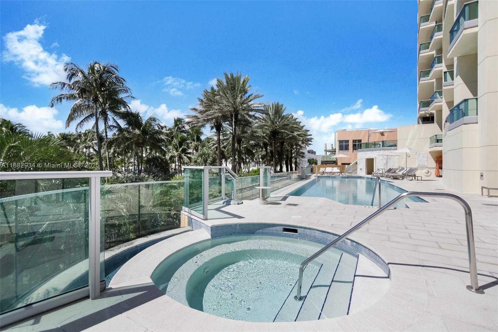 Small Image of 1455 OCEAN DR #811, Miami Beach Number 37