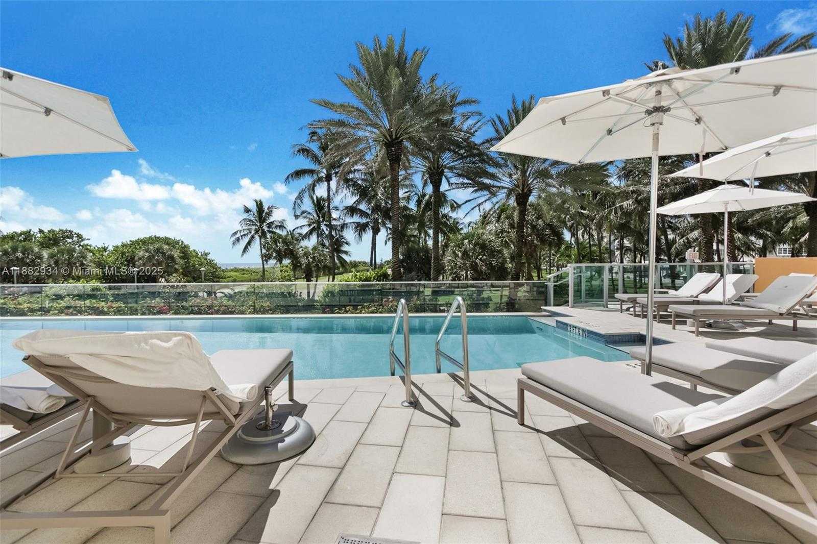 Small Image of 1455 OCEAN DR #811, Miami Beach Number 39
