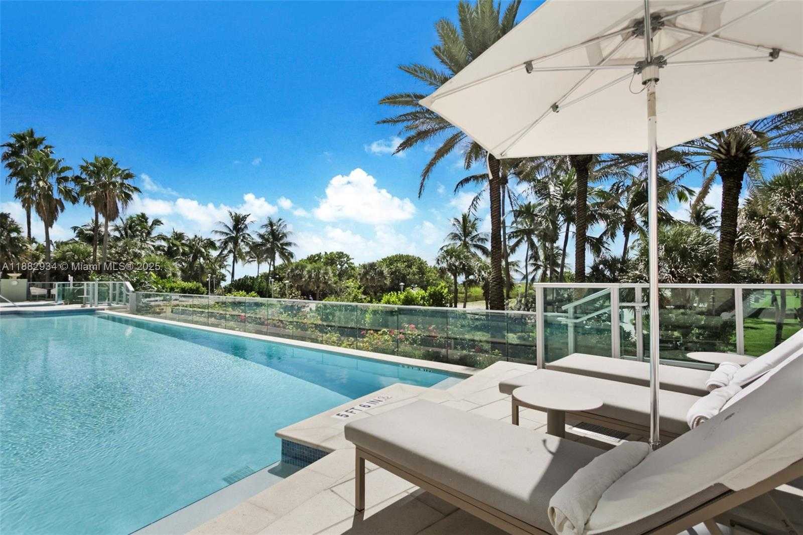Small Image of 1455 OCEAN DR #811, Miami Beach Number 40