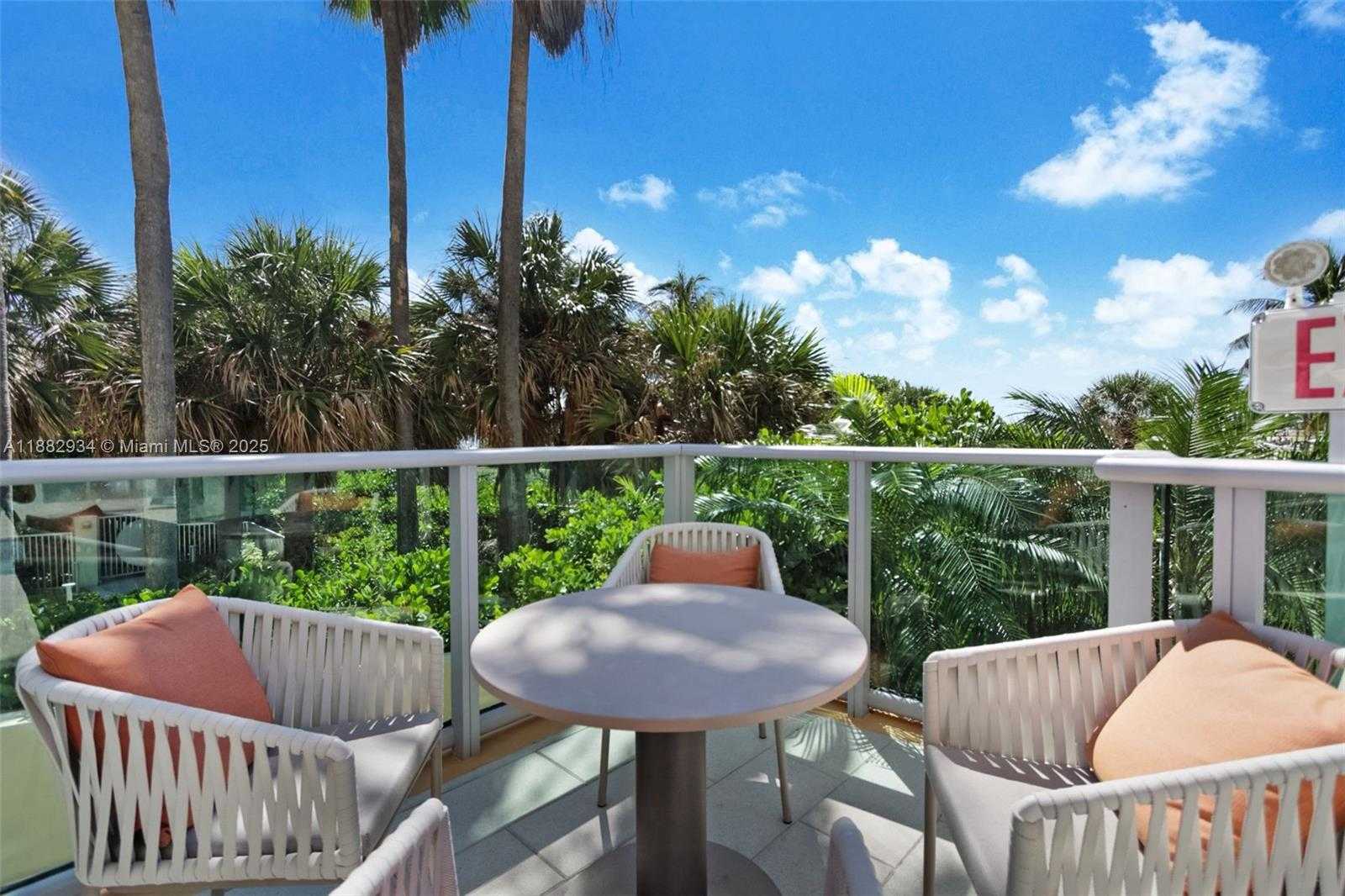 Small Image of 1455 OCEAN DR #811, Miami Beach Number 41