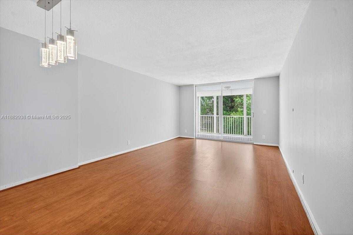 Small Image of 1000 NORTH EAST 12TH AVE #304, Hallandale Beach Number 3