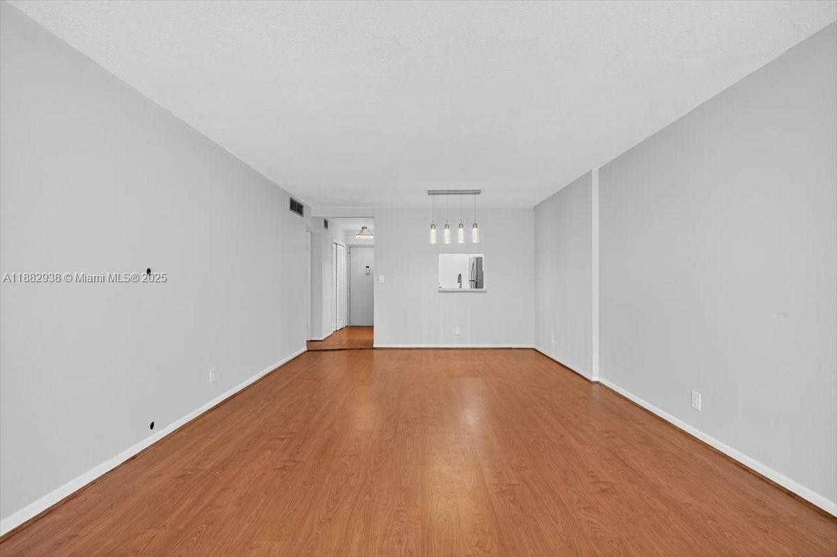 Small Image of 1000 NORTH EAST 12TH AVE #304, Hallandale Beach Number 6