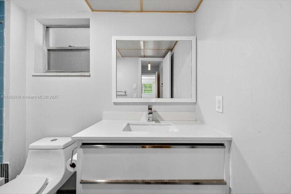 Small Image of 1000 NORTH EAST 12TH AVE #304, Hallandale Beach Number 8