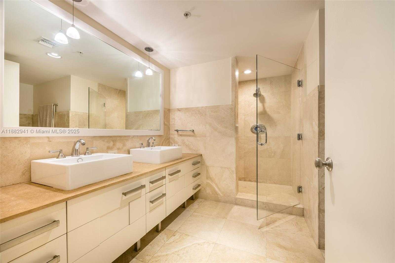 Small Image of 3540 MAIN HWY #407, Coconut Grove Number 22