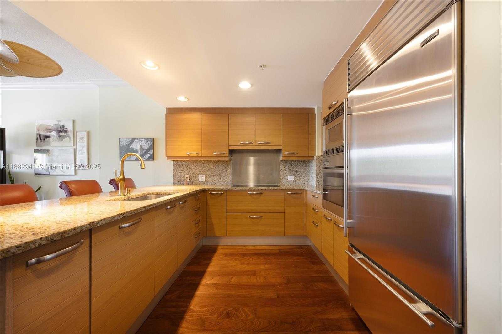 Small Image of 3540 MAIN HWY #407, Coconut Grove Number 5