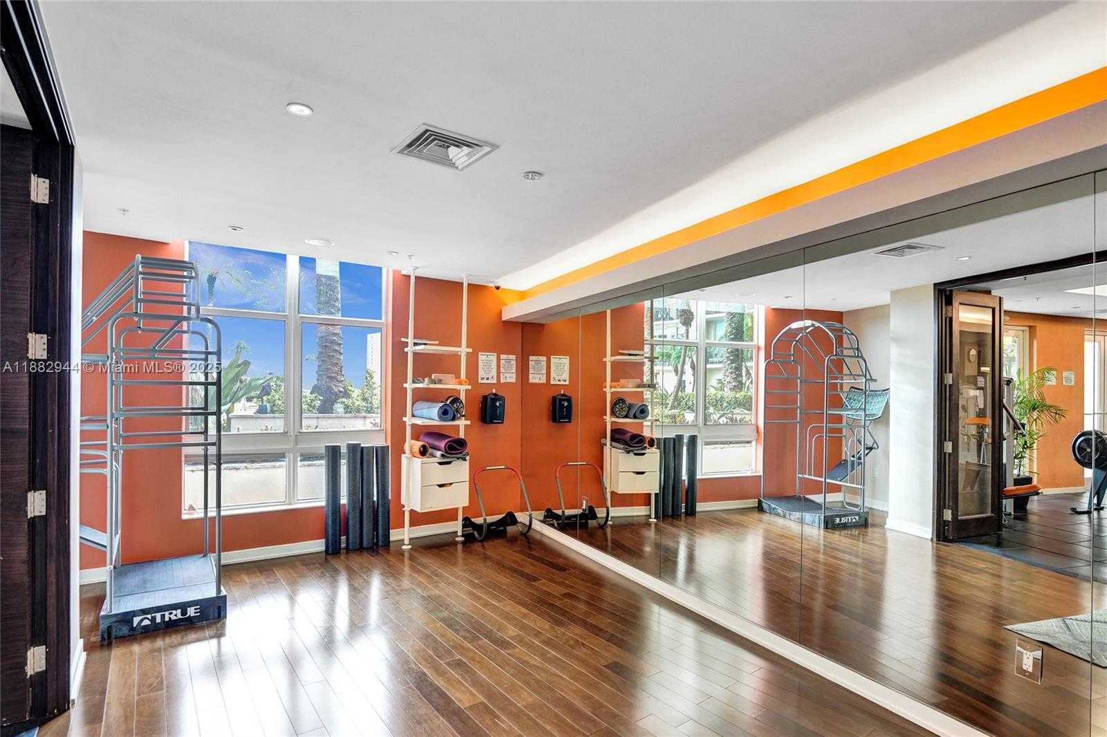 Small Image of 550 OKEECHOBEE BLVD #118, West Palm Beach Number 30