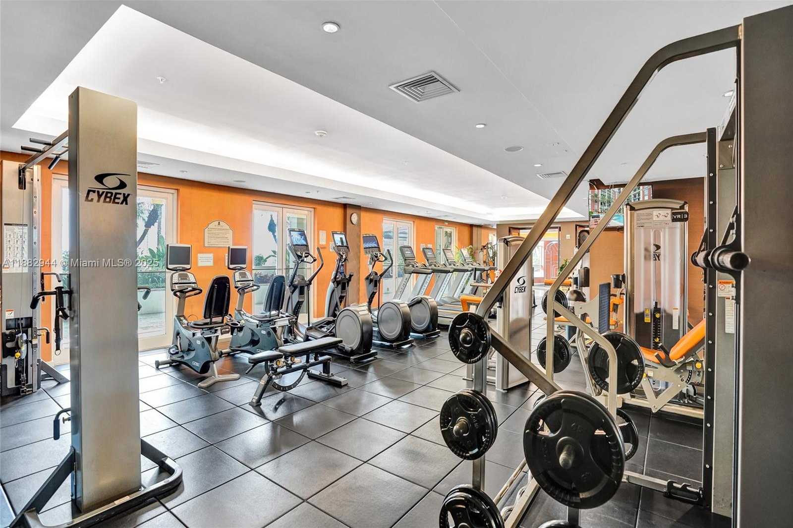Small Image of 550 OKEECHOBEE BLVD #118, West Palm Beach Number 31