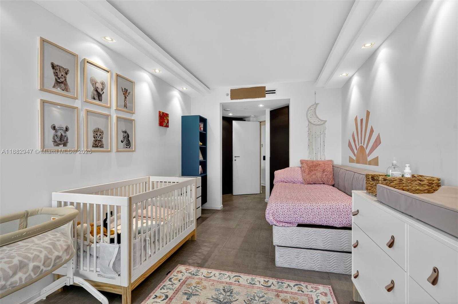 Small Image of 3000 ISLAND BLVD #906, Aventura Number 40