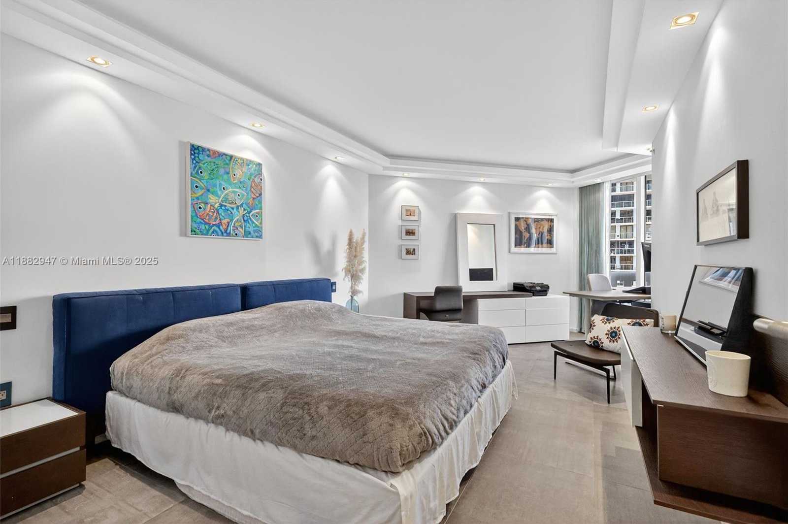 Small Image of 3000 ISLAND BLVD #906, Aventura Number 41