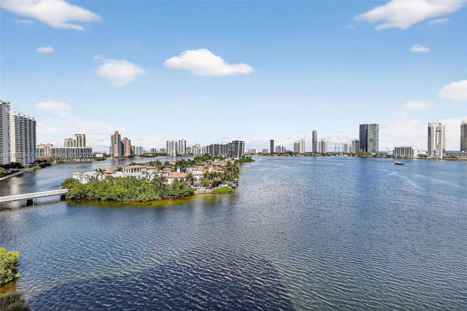 Small Image of 3000 ISLAND BLVD #906, Aventura Number 53