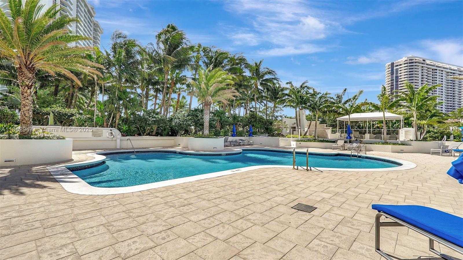 Small Image of 3000 ISLAND BLVD #906, Aventura Number 58