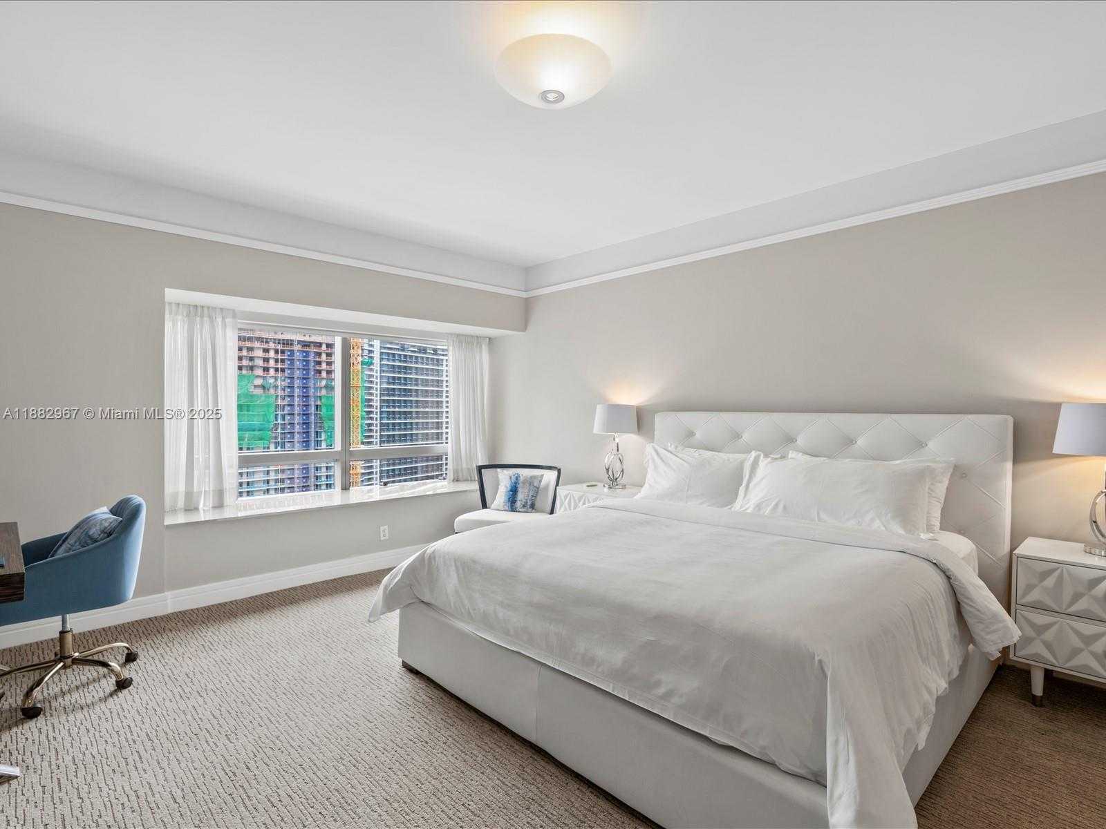 Small Image of 1435 BRICKELL AVE #3212, Miami Number 21