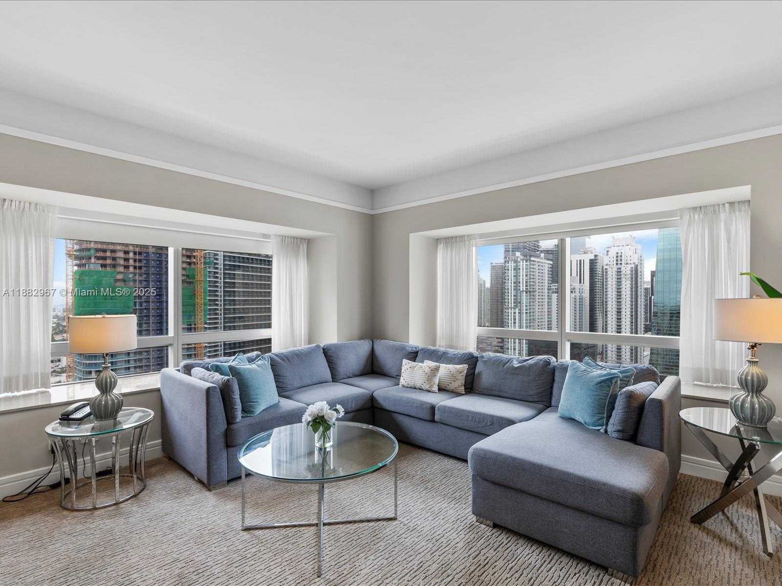 Small Image of 1435 BRICKELL AVE #3212, Miami Number 8