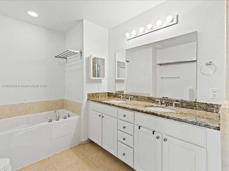 Small Image of 3001 NORTH EAST 185TH ST #121, Aventura Number 18