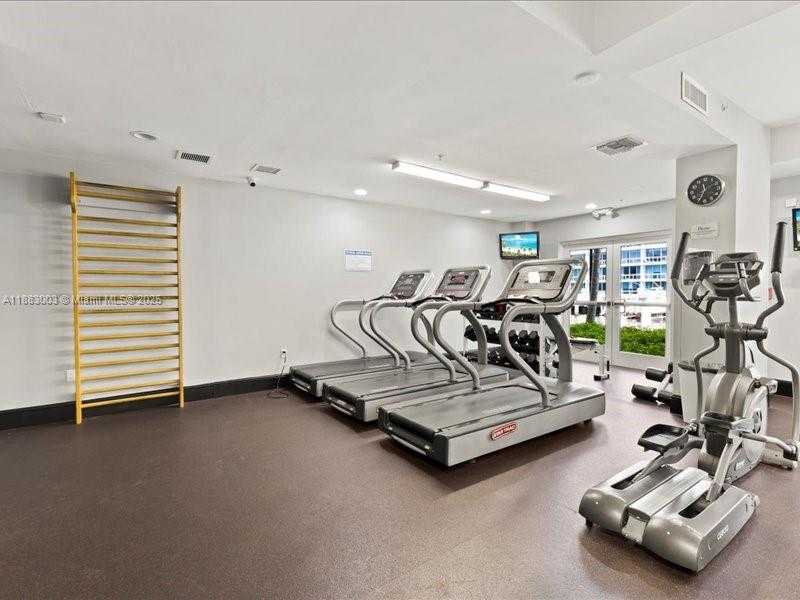 Small Image of 3001 NORTH EAST 185TH ST #121, Aventura Number 34