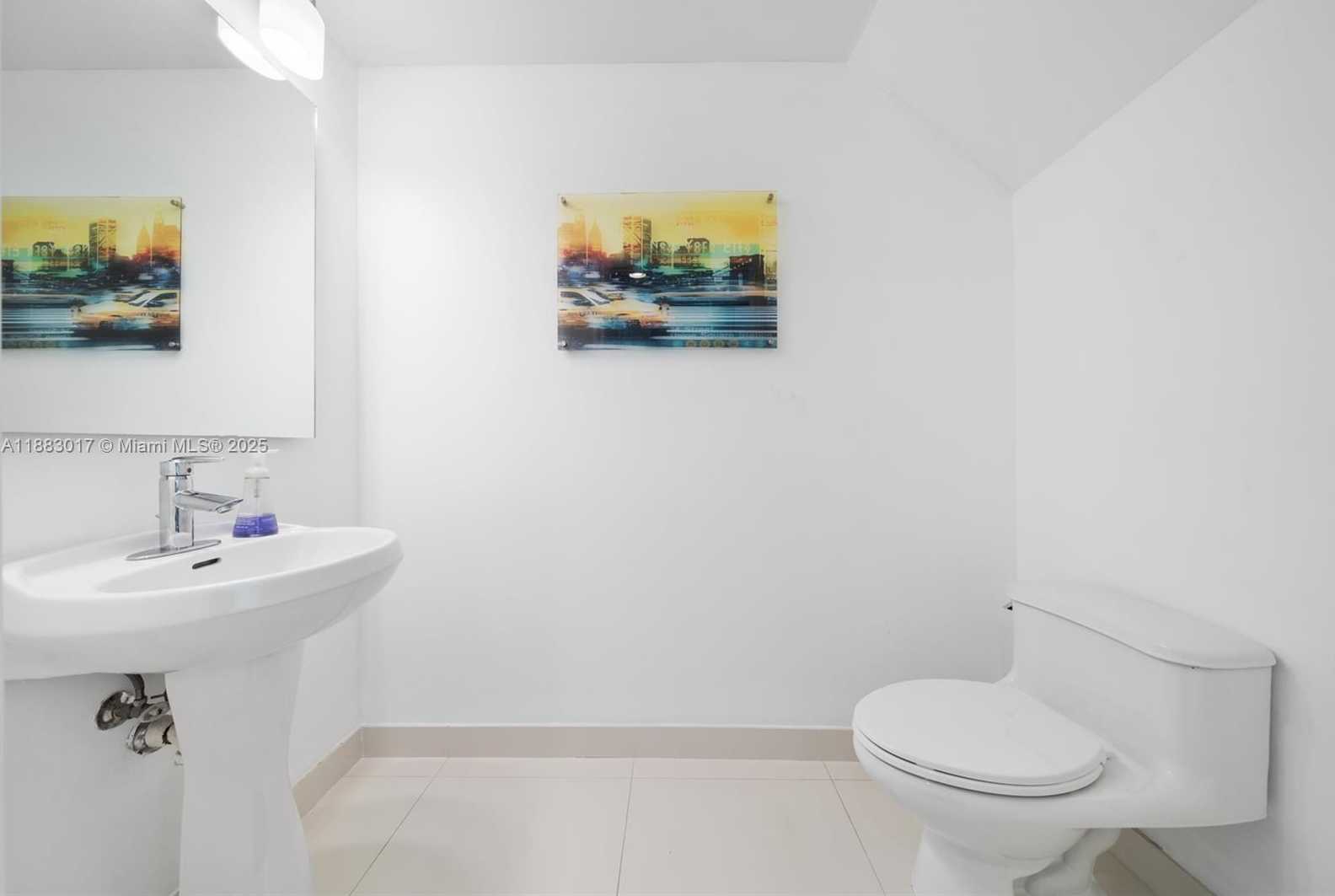 Small Image of 60 SOUTH WEST 13TH ST #4008, Miami Number 12
