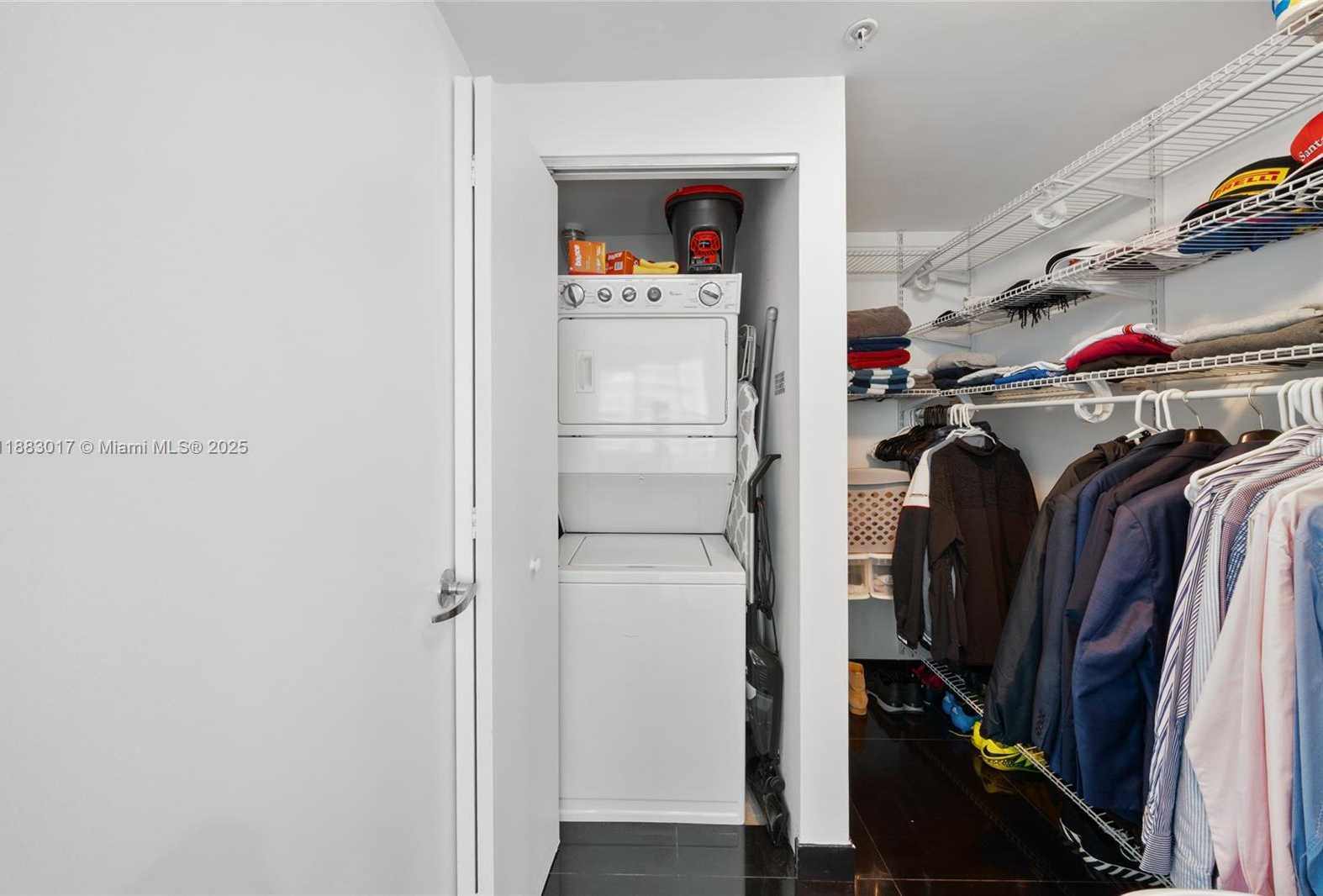 Small Image of 60 SOUTH WEST 13TH ST #4008, Miami Number 18