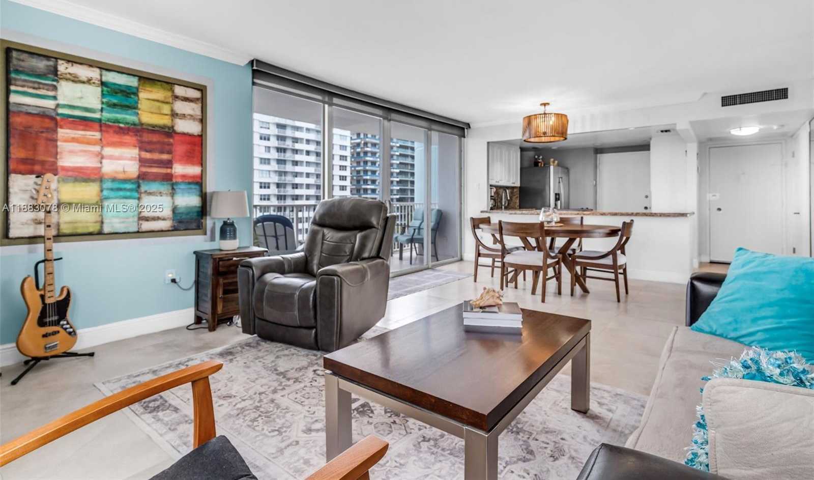 Small Image of 5838 COLLINS AVE #6H, Miami Beach Number 11