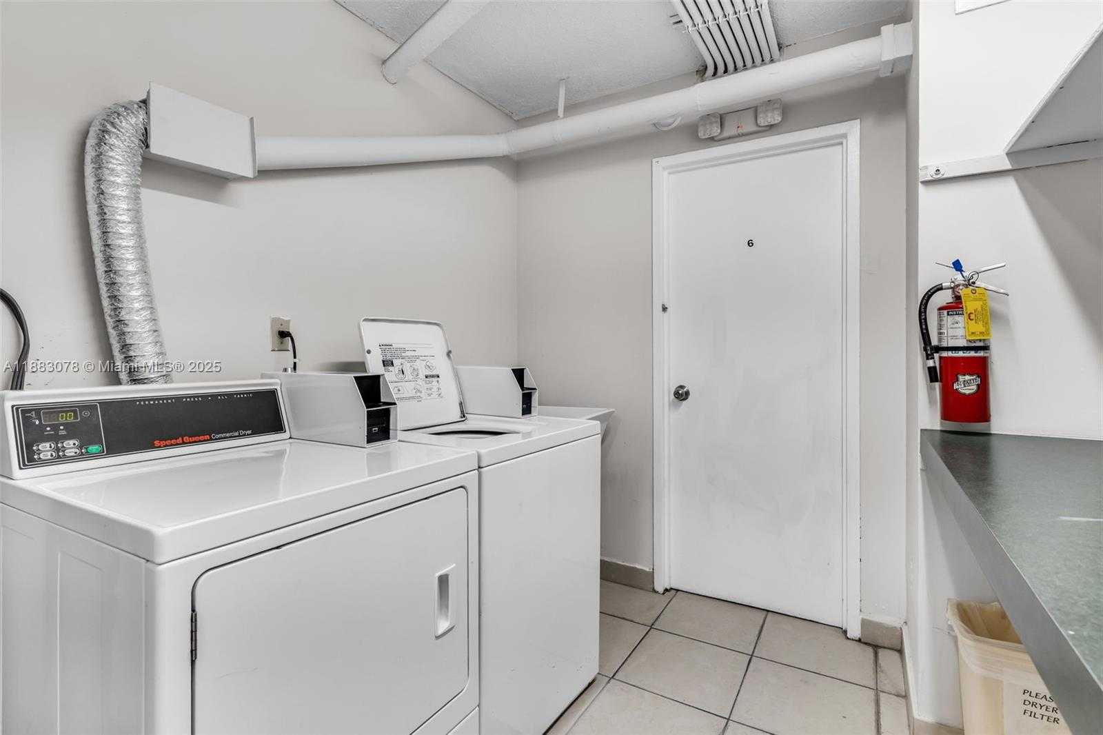 Small Image of 5838 COLLINS AVE #6H, Miami Beach Number 18