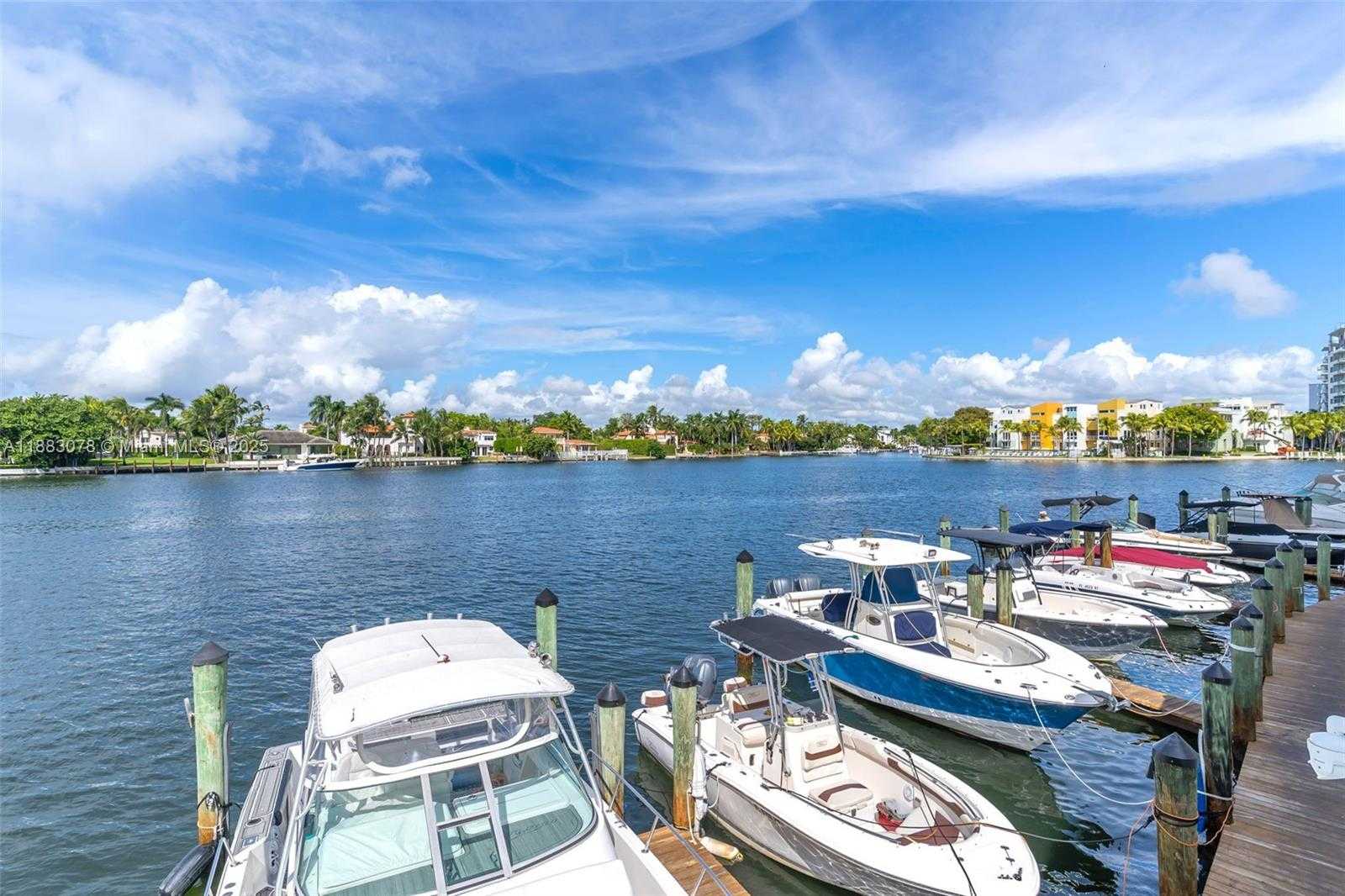 Small Image of 5838 COLLINS AVE #6H, Miami Beach Number 25