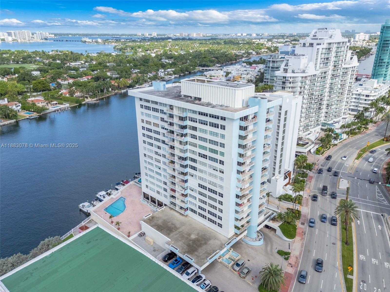 Small Image of 5838 COLLINS AVE #6H, Miami Beach Number 28