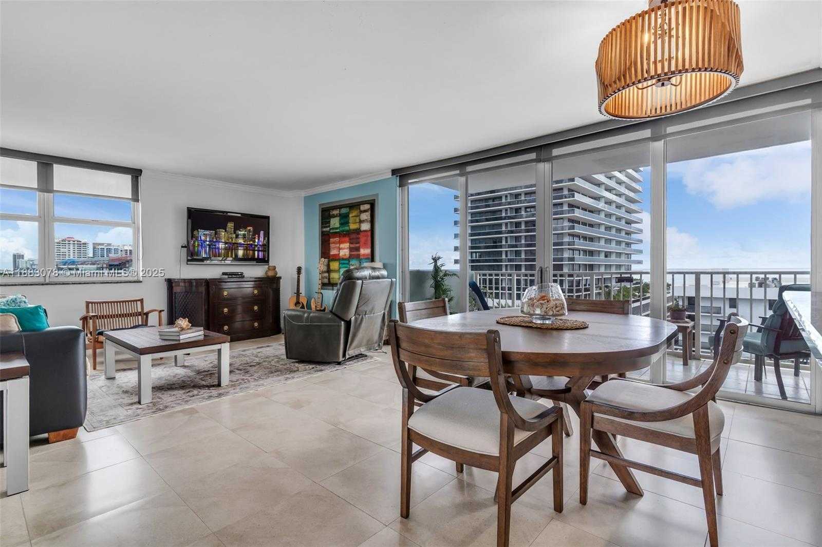 Small Image of 5838 COLLINS AVE #6H, Miami Beach Number 7