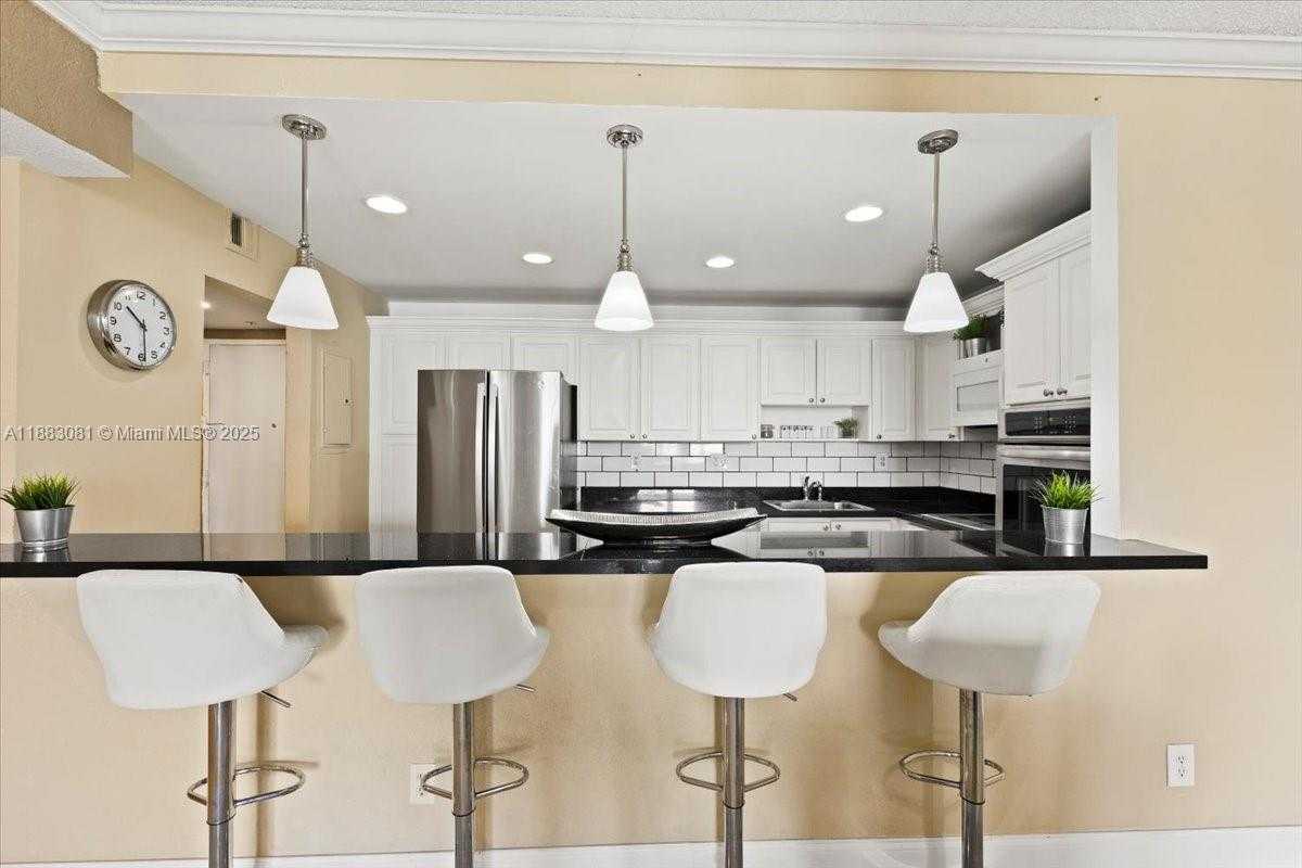 Small Image of 19380 COLLINS AVE #1602, Sunny Isles Beach Number 11