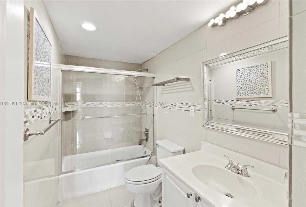 Small Image of 19380 COLLINS AVE #1602, Sunny Isles Beach Number 21