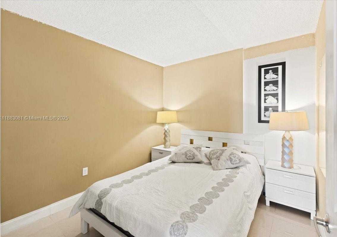 Small Image of 19380 COLLINS AVE #1602, Sunny Isles Beach Number 25