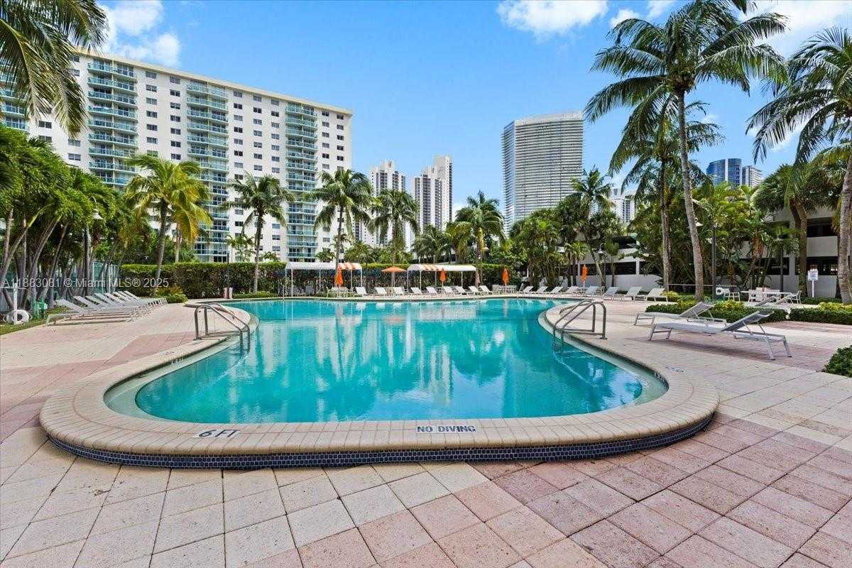 Small Image of 19380 COLLINS AVE #1602, Sunny Isles Beach Number 4