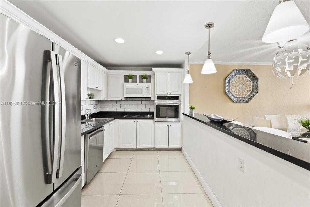 Small Image of 19380 COLLINS AVE #1602, Sunny Isles Beach Number 8