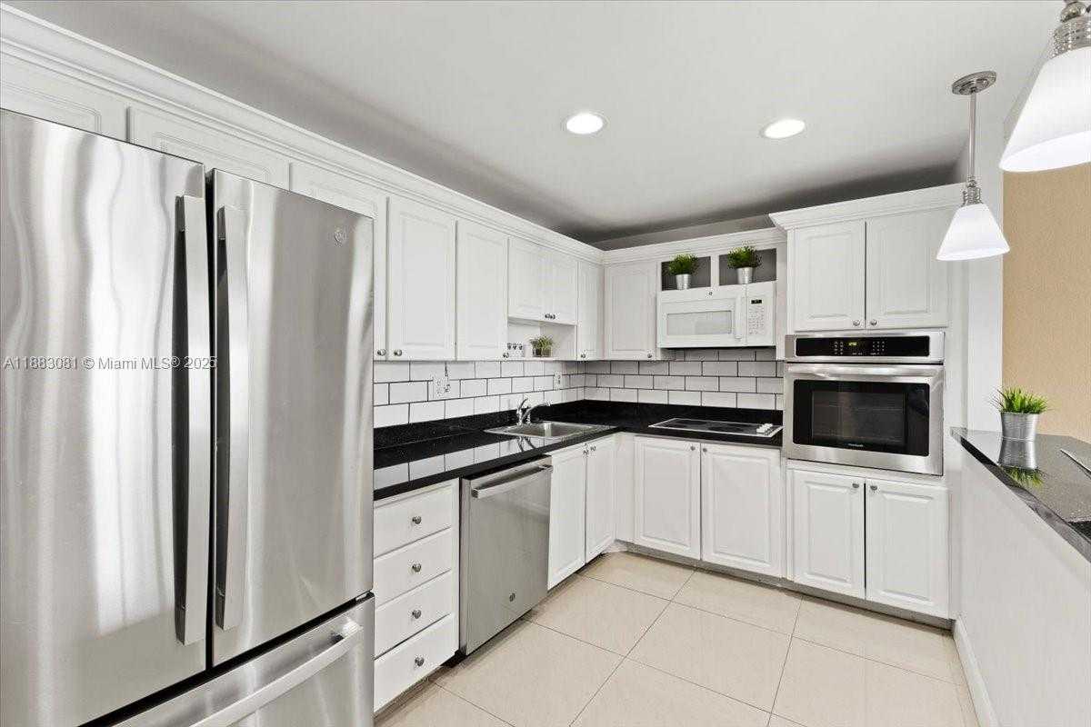 Small Image of 19380 COLLINS AVE #1602, Sunny Isles Beach Number 9