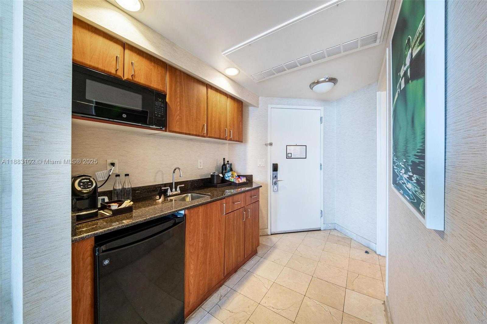 Small Image of 18001 COLLINS AVE #1604, Sunny Isles Beach Number 30