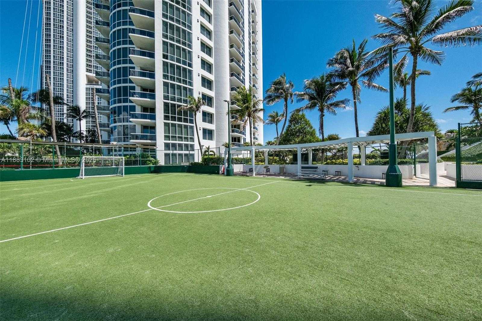 Small Image of 18001 COLLINS AVE #1604, Sunny Isles Beach Number 7