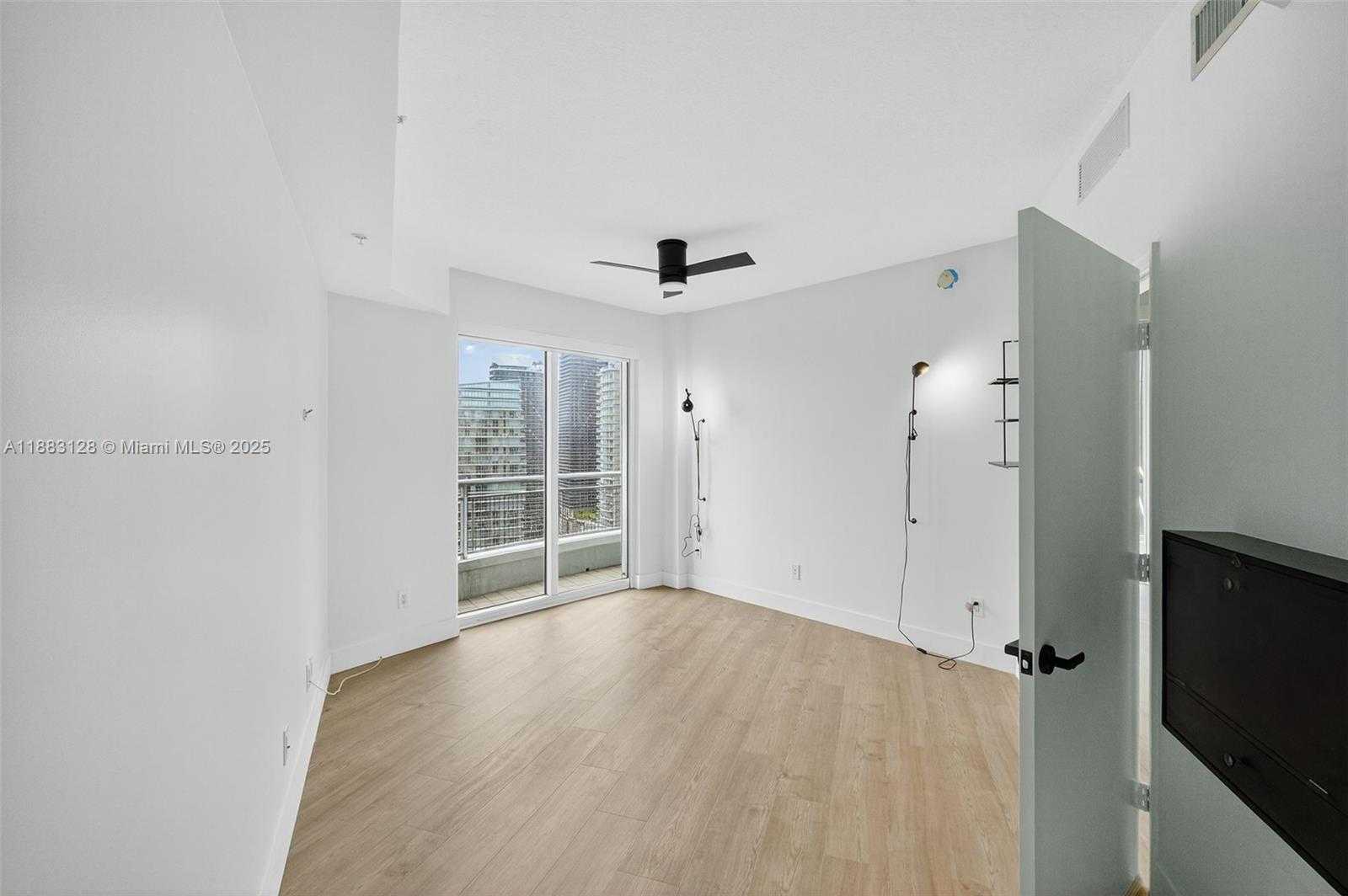 Small Image of 60 SOUTH WEST 13TH ST #3026, Miami Number 14