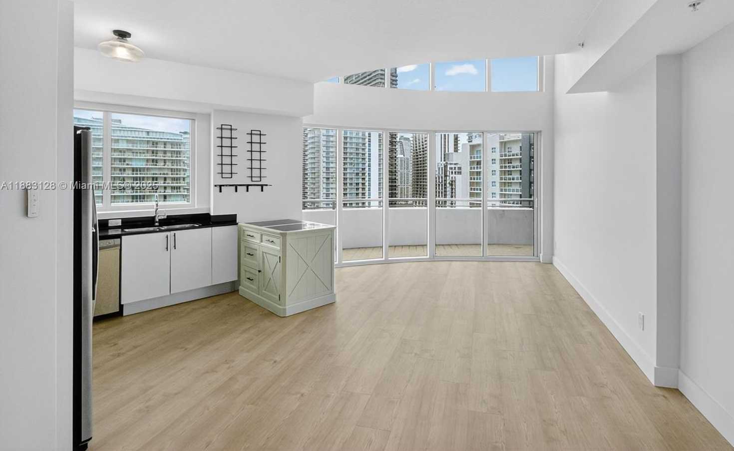 Small Image of 60 SOUTH WEST 13TH ST #3026, Miami Number 4