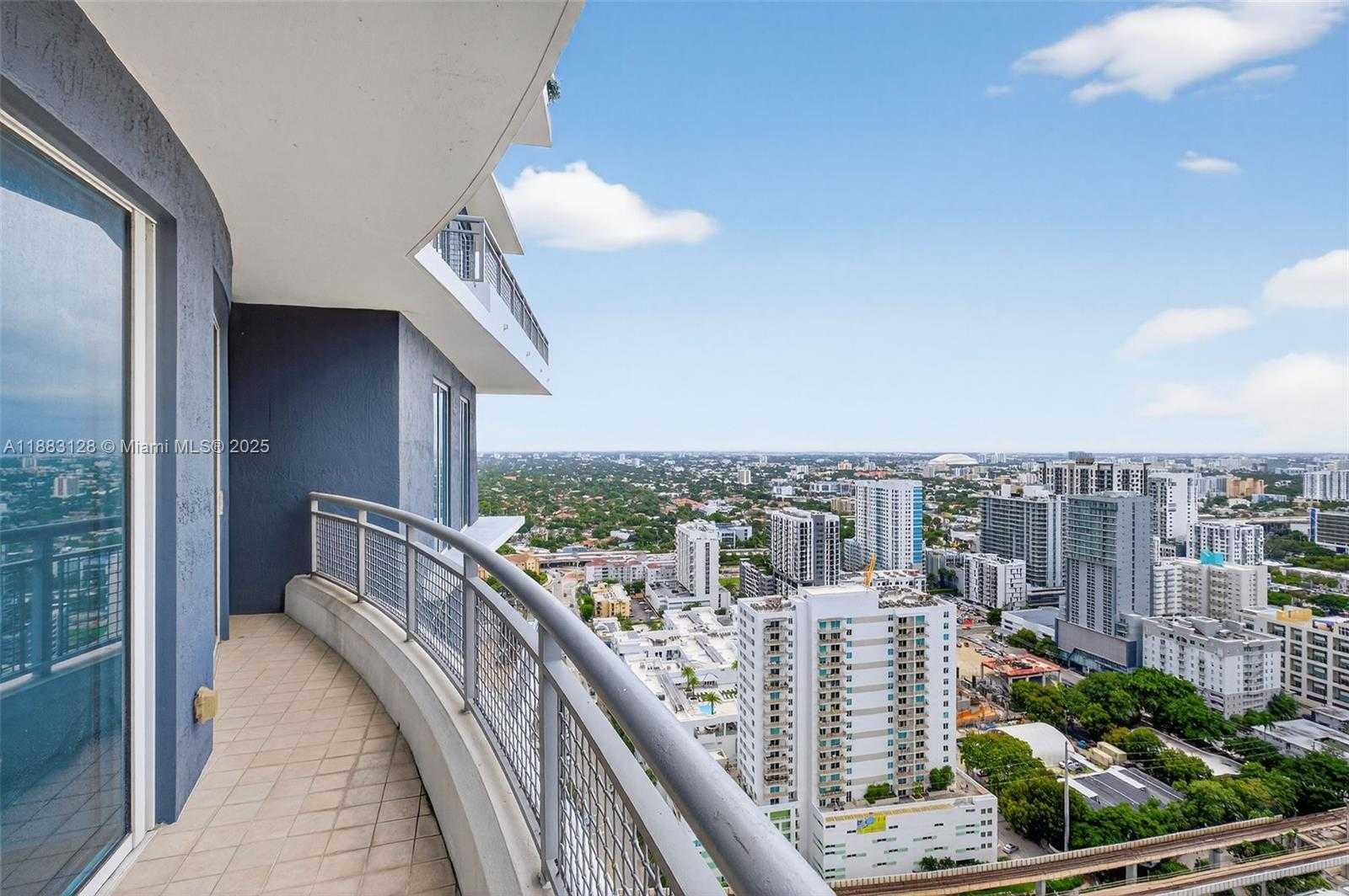 Small Image of 60 SOUTH WEST 13TH ST #3026, Miami Number 5