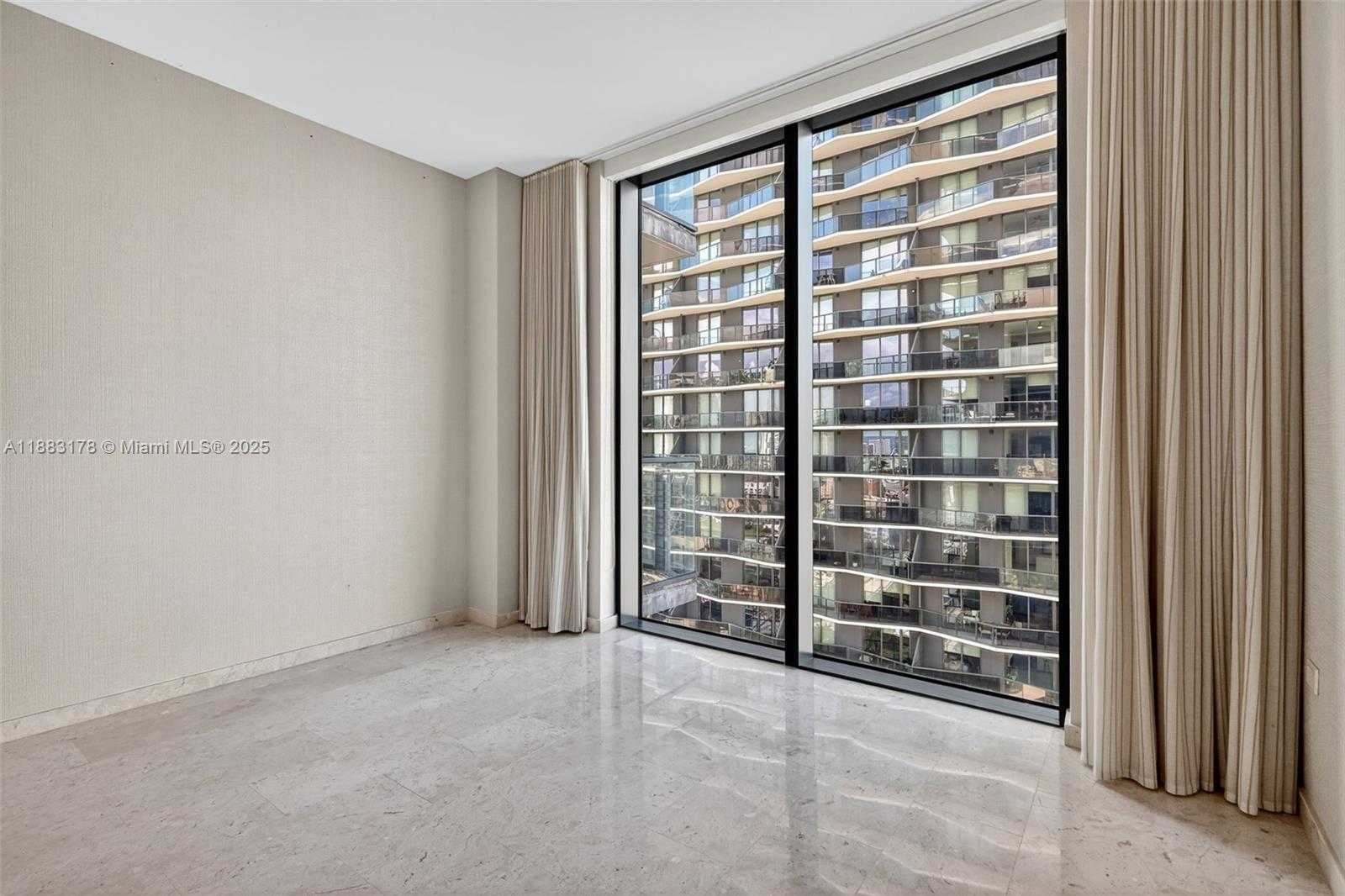 Small Image of 88 SOUTH WEST 7TH ST #2402, Miami Number 26